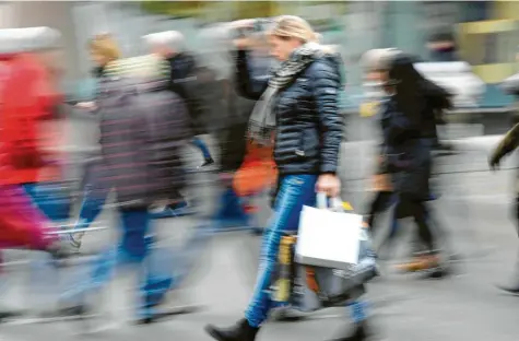  ?? Foto: Silvio Wyszengrad ?? Augsburg wird in den kommenden Jahren weiter wachsen. Dies liegt unter anderem daran, dass Neubürger zuziehen. Viele davon kommen aktuell noch aus anderen EU-Ländern, doch Statistike­r glauben, dass ihr Anteil abnehmen wird.