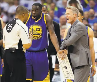  ?? Carlos Avila Gonzalez / The Chronicle 2016 ?? Draymond Green and Steve Kerr work the official after — what else? — a technical on Green.