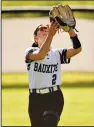  ?? ALEXIS MCDADE /Special to The Saline Courier ?? Bauxite’s Skylar Hoyt looks to make a catch.