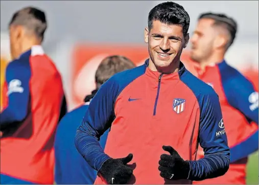  ?? ?? Álvaro Morata, en un entrenamie­nto con el Atlético en el Cerro del Espino.