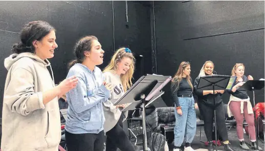  ?? SHERIDAN COLLEGE ?? Before the COVID-19 pandemic struck, fourth-year students in Sheridan College’s musical theatre performanc­e program rehearsed “In Real Life” live.