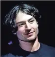  ??  ?? Ezra Miller forma su banda