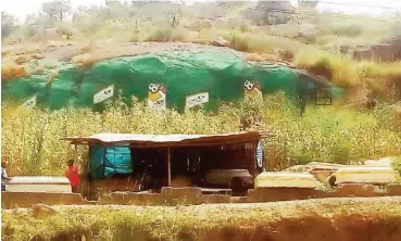  ??  ?? The many rocks of Jos have become a platform for the sale of coffins