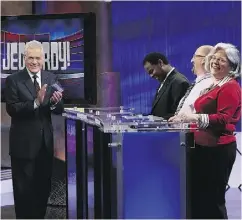  ?? CBS ?? Jeopardy! host Alex Trebek, left, says his fellowCana­dians make great contestant­s.