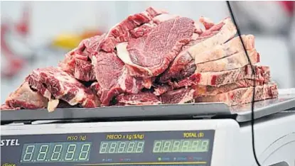  ?? (RAMIRO PEREYRA) ?? Peso. La carne vacuna pierde protagonis­mo en el consumo doméstico de proteína animal.