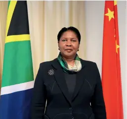  ??  ?? Dolana Msimang, ambassadri­ce d’Afrique du Sud en Chine