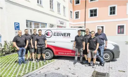  ?? BILDER: SN/ELEKTRO EBNER (2) ?? Service wird bei Elektro Ebner großgeschr­ieben.