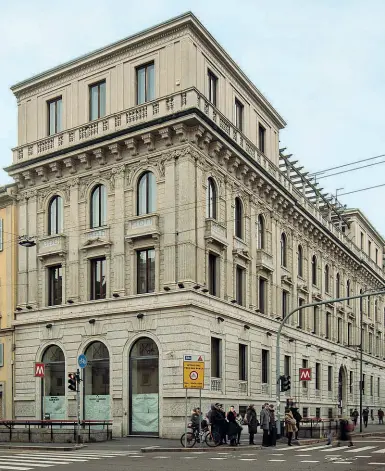  ??  ?? Storico Cipriani ha scelto Palazzo Bernasconi, in via Palestro: ospiterà ristoranti, un hotel, palestra e spa
