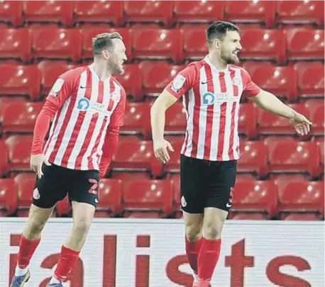  ??  ?? Aiden McGeady celebrates scoring against Hull City on Saturday evening.