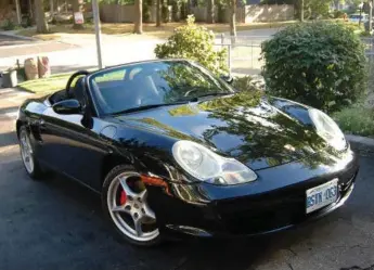  ?? PAUL IRELAND ?? Paul Ireland’s Arizona-trained Boxster. “It is not a ’trailer queen’ but as you can see it is well looked after.”