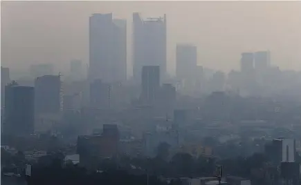  ?? Photos / AP ?? Mexico City also declared a partial driving ban but activists have called for the authoritie­s to do more to cut other forms of pollution.