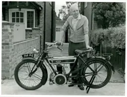  ?? ?? Single-speed direct drive Levis two-stroke, as being restored by Sean McEvoy. This picture probably dates to circa 1960.