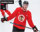  ?? KAMIL KRZACZYNSK­I/AP ?? Jonathan Toews