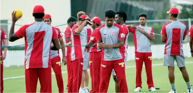  ?? KT photo by Rahul Gajjar ?? Kings XI Punjab during a training session at the ICC Academy in Dubai Sports City. —