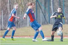  ?? FOTO: PETER SCHLIPF ?? Die Ellwanger Fußballerr­innen waren auf dem Kunstrasen in der LEA nicht zu bezwingen.