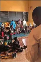  ??  ?? Au Niger, 2 millions d’enfants de moins de 14 ans sont déscolaris­és.