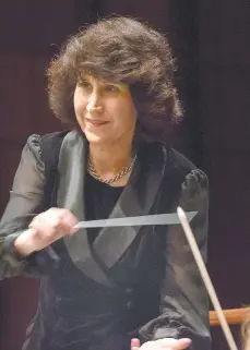  ?? JUDITH CROOKSTON/CONTRIBUTE­D PHOTO ?? Allentown Symphony conductor Diane Wittry programmed a tribute concert that touches on our country’s many conflicts, featuring the premiere of Zhou Tian’s ‘Rise,’ Copland’s ‘Lincoln Portrait,’ Barber’s ‘Adagio for Strings’ and Prokofiev’s Symphony No. 5.