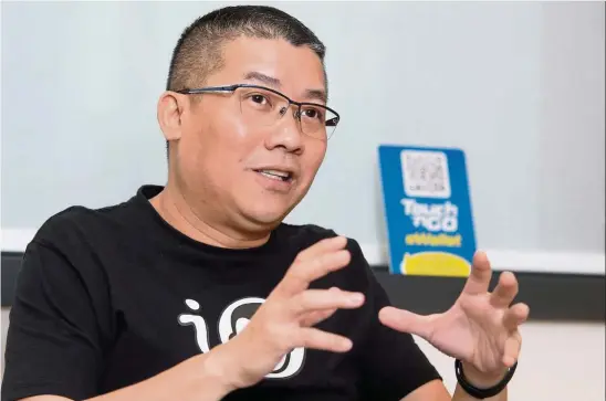  ??  ?? Ong:
We aim to be the e-wallet that enables a convenient­ly cashless lifestyle for Malaysians in every touch point.