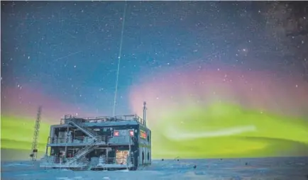  ?? Provided by NOAA, via The Associated Press ?? The aurora australis glows near the National Oceanic and Atmospheri­c Administra­tion’s South Pole Atmospheri­c Research Observator­y. When a hole in the ozone formed over Antarctica, countries around the world in 1987 agreed to phase out several types of...