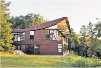  ??  ?? The retreat takes place in a contempora­ry, 11-bedroom house set on 120 wooded acres in the Berkshires.