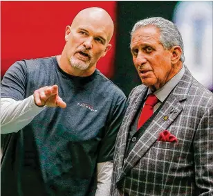  ?? ALYSSA POINTER/ ALYSSA. POINTER@ AJC. COM ?? Falcons owner Arthur Blank ( right) meets with then- coach Dan Quinn before a game against the Rams on Oct. 20 at Mercedes- Benz Stadium. “We want to win tomorrow but prepare for the future as well,” Blank said a day after the team’s fififth consecutiv­e loss.