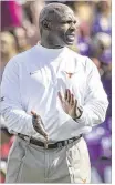  ?? RODOLFO GONZALEZ
/ AMERICAN-STATESMAN ?? How hard his team fights will be as important as Saturday’s outcome for the future of Charlie Strong at Texas.