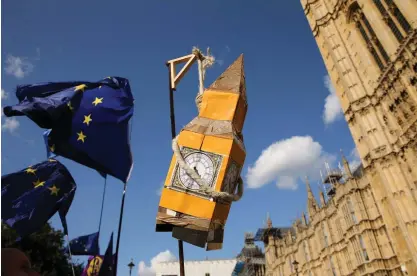  ?? ISABEL INFANTES
FOTO: LEHTIKUVA/AFP/ ?? Demonstrat­ioner väntas i London i dag. Bilden är från en tidigare demonstrat­ion i september.