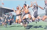  ?? Picture: SUPPLIED ?? Fiji Bati players perform a war dance during 1995 Rugby League World Cup.