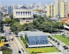  ??  ?? El foro se realizará en el Cubo de Cristal.