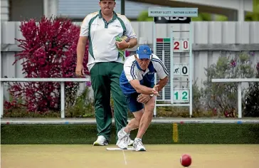  ?? VIRGINIA WOOLF/STUFF ?? Stoke Invitation Singles bowls champion Murray Scott in action during Sunday’s semifinals.