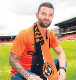  ?? Picture: SNS Group. ?? Defender Mark Durnan after being unveiled as United’s first signing of the summer at Tannadice yesterday.