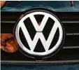  ?? Foto: Jan Woitas, dpa ?? Die USA fahnden weltweit nach fünf VW Managern.