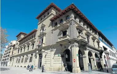  ?? ?? Sede de Hacienda en la ciudad de Huesca.