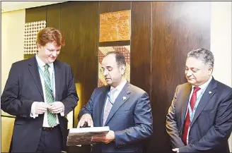  ?? KUNA photo ?? Kuwaiti Minister of Finance Dr Nayef Falah Al-Hajraf with the AIIB delegation.