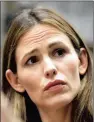  ??  ?? SPLITTING UP?: Jennifer Garner.