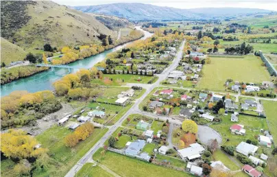  ?? PHOTO: STEPHEN JAQUIERY ?? Silent valley . . . The Central Otago town of Millers Flat taken earlier this week.