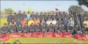  ?? SAI ?? Players of Indian men’s handball team pose for a group picture in ▪
Lucknow on Wednesday.