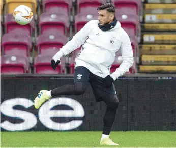  ??  ?? Salvio foi capitão do Benfica no jogo de Istambul e até marcou o 1-0 para as águias