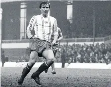  ??  ?? Sunderland legend Gary Rowell in action.