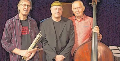  ?? FOTO: HACOVA BOBI ?? Trio-Jazz aus Tschechien und Italien mit dem renommiert­en MUH-Trio.
