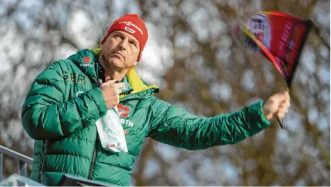  ?? Foto: Ralf Lienert ?? Das Ende seiner Amtszeit als Bundestrai­ner der deutschen Skispringe­r ist für Werner Schuster in Sicht.