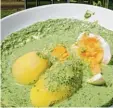  ?? Foto: dpa ?? So sieht grüne Soße aus. Man isst sie mit Kartoffeln und Ei.