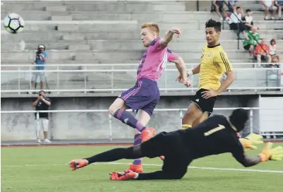  ??  ?? Duncan Watmore misses out with a fine chance for Sunderland against Swiss club Stade Nyonnais last night