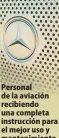  ?? ?? Personal de la aviación recibiendo una completa instrucció­n para el mejor uso y mantenimie­nto de los modernos camiones adquiridos. El Zetros puede ser transporta­do en un Hércules C-130.