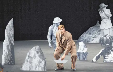  ?? FOTO: BREGENZER FESTSPIELE/ANJA KOEHLER ?? Konzentrie­rte Vorstellun­g: Alexander York als James Ramsey.