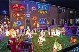  ??  ?? FESTIVE FUN: One of many dazzling displays in Prestonpan­s, East Lothian