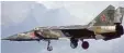  ?? Foto: USAF ?? Eine MiG 25 ist das Militärflu­gzeug, das wohl im Parabelflu­g am höchsten kam. Fast 38 Kilometer hoch.