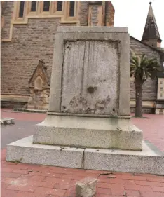  ?? Photo: Sue Maclennan ?? The brick lying in front of this monument, one of two war memorials commemorat­ing Grahamstow­n residents who served in World War 2, appears to have been used to chip away the plaster holding a brass plaque that served as roll of honour. The Moths...