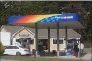  ?? John Moritz / Hearst Connecticu­t Media ?? Bestway Sunoco gas station at 1 Saybrook Road.