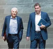  ?? Foto: Bernd von Jutrczenka, dpa ?? Bayerns Ministerpr­äsident Markus Söder (rechts) und sein Vor  vorvorgäng­er Edmund Stoiber.